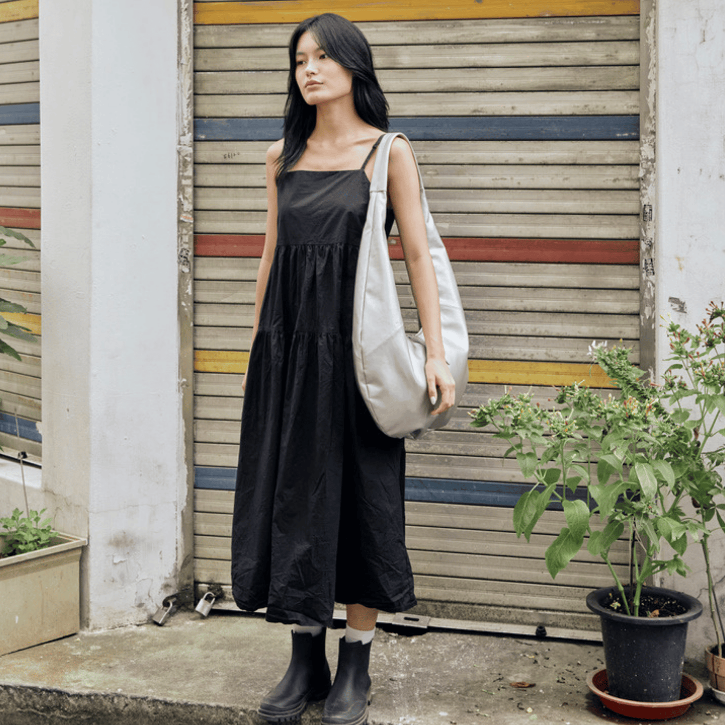 Mandu Hobo Silver Bag