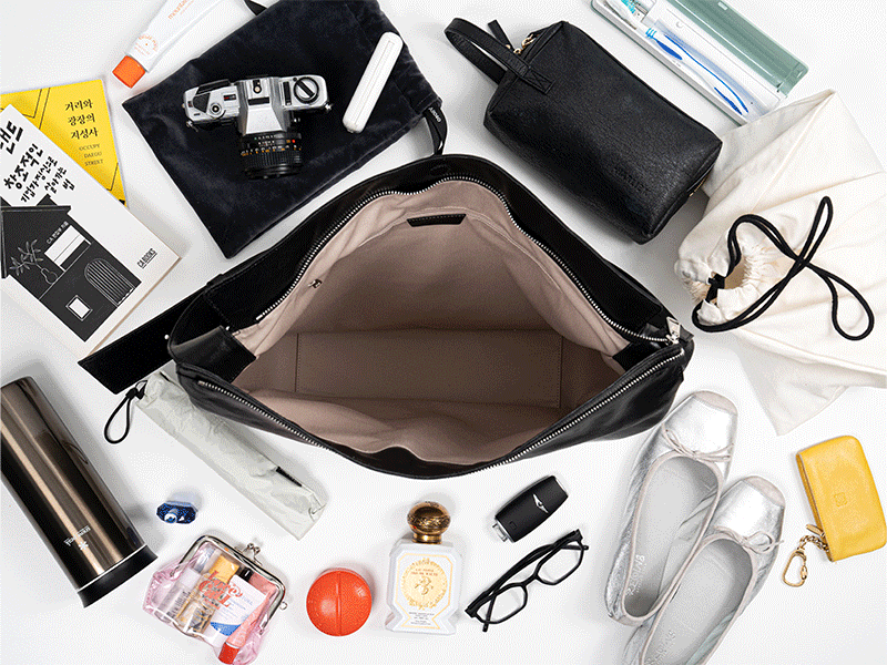 Neoul Crossbody Bag - Black