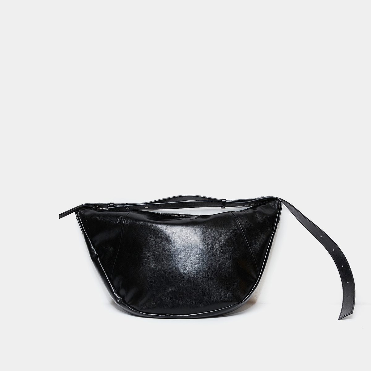 Mandu Crossbody Bag - Black