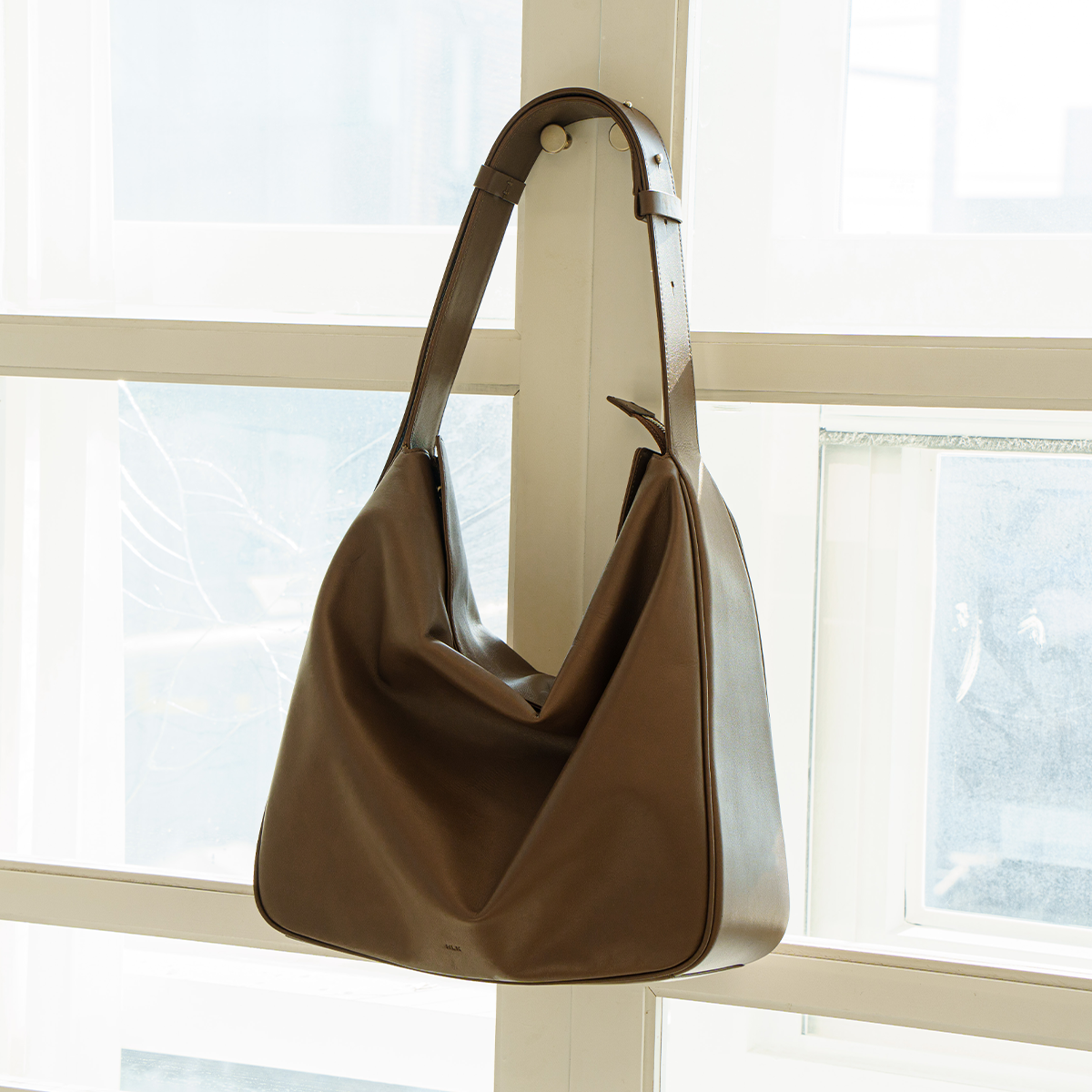 Neoul Crossbody Bag - Taupe